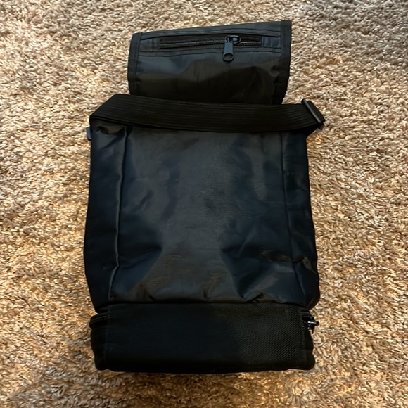 Cleveland Cavaliers lunch cooler bag. Brand new - Picture 3 of 3